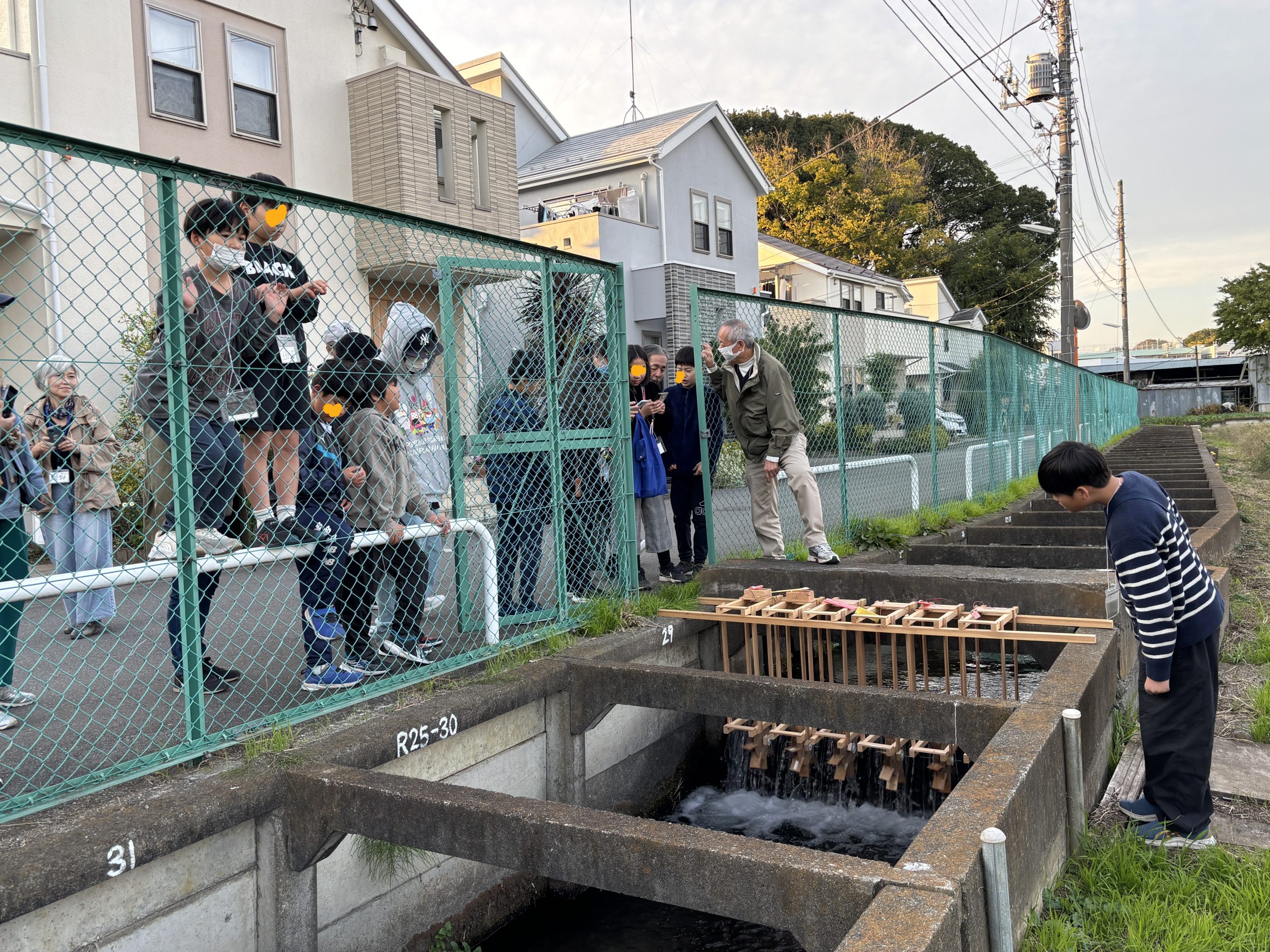 11月16日（日）調布市環境講座2025②「自然のチカラで電気をつくろう 水力発電を体験」開催